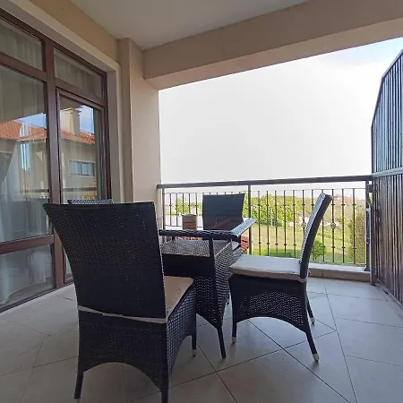 Apartment Thracian Cliffs голф Kavarna
