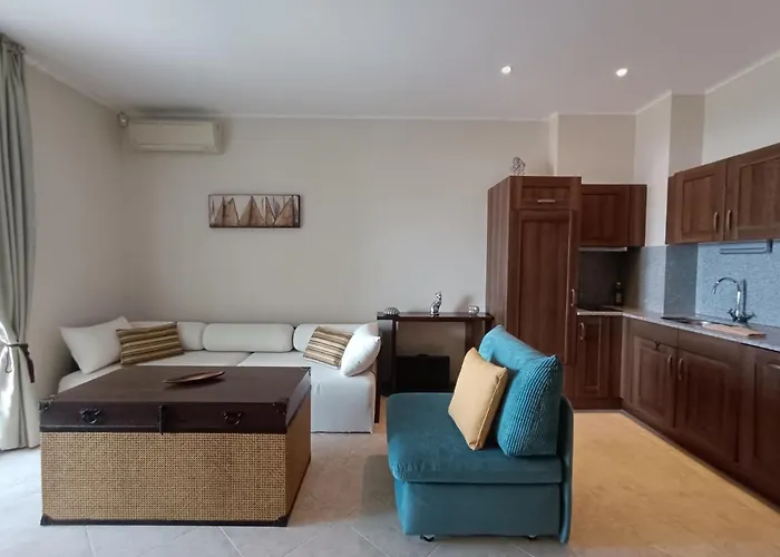 Thracian Cliffs голф アパート