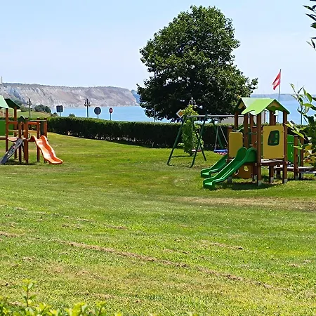 Thracian Cliffs голф Apartment Kawarna