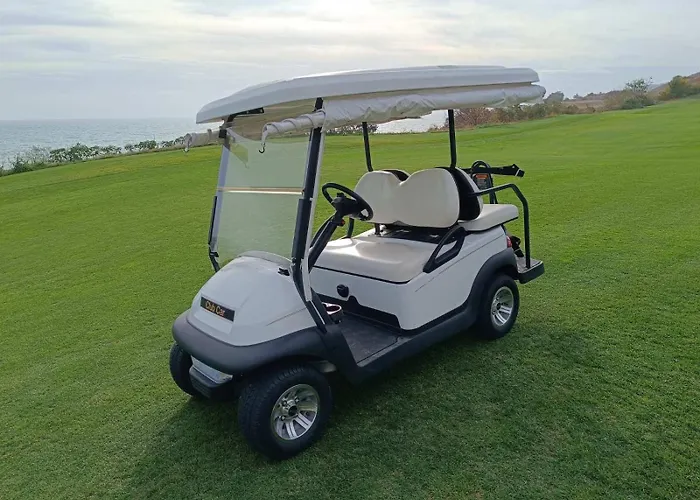 Thracian Cliffs голф Kavarna